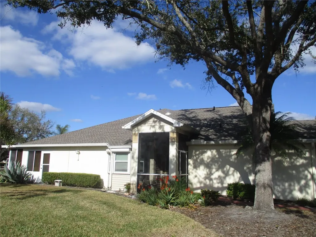 2405 Nantucket Glen Place Sun City Center FL 33573