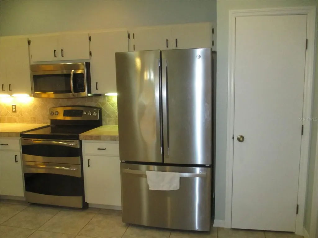 2405 Nantucket Glen Place Sun City Center FL 33573