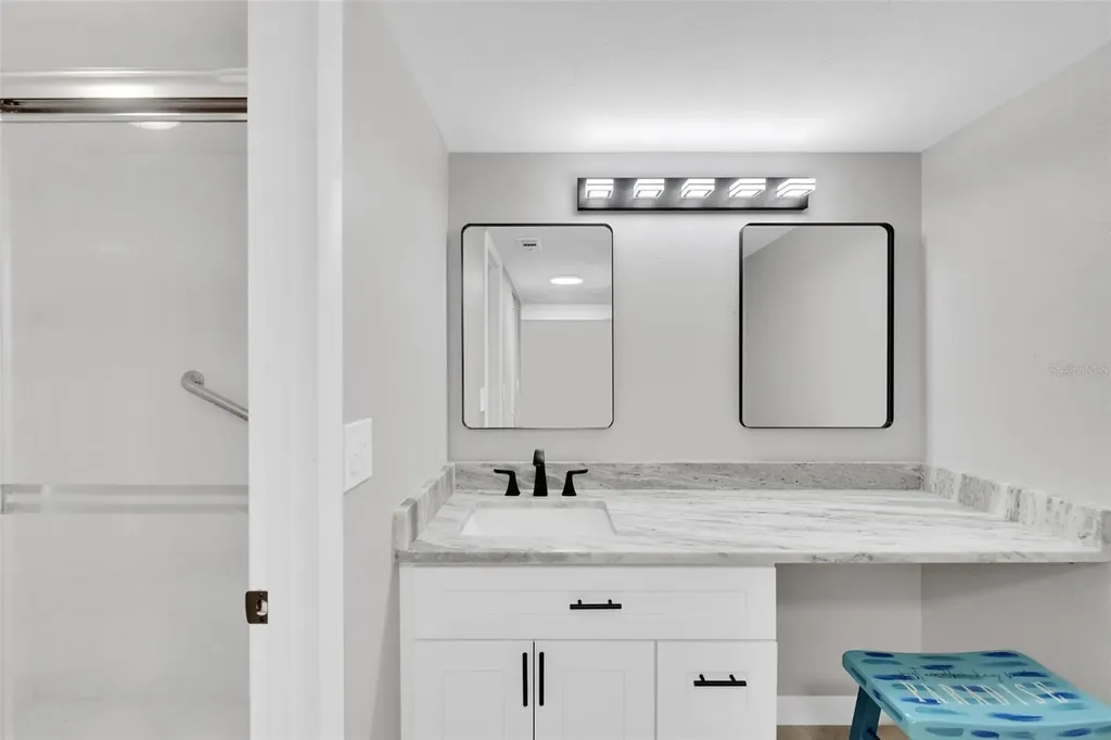 1697 Brookhouse Circle Sarasota FL 34231
