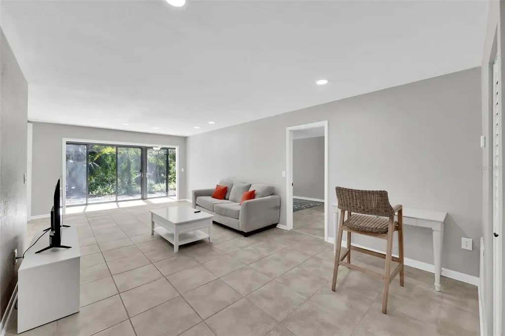 1697 Brookhouse Circle Sarasota FL 34231