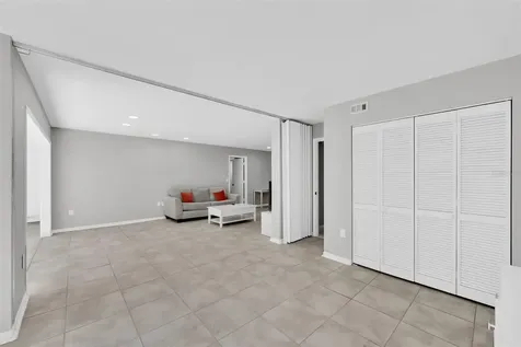 1697 Brookhouse Circle Sarasota FL 34231