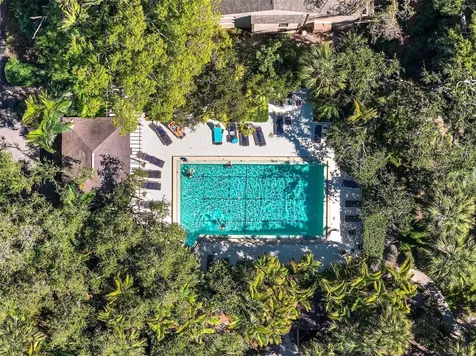 1697 Brookhouse Circle Sarasota FL 34231