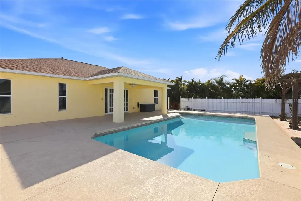 1209 NW 19th Street Cape Coral FL 33993