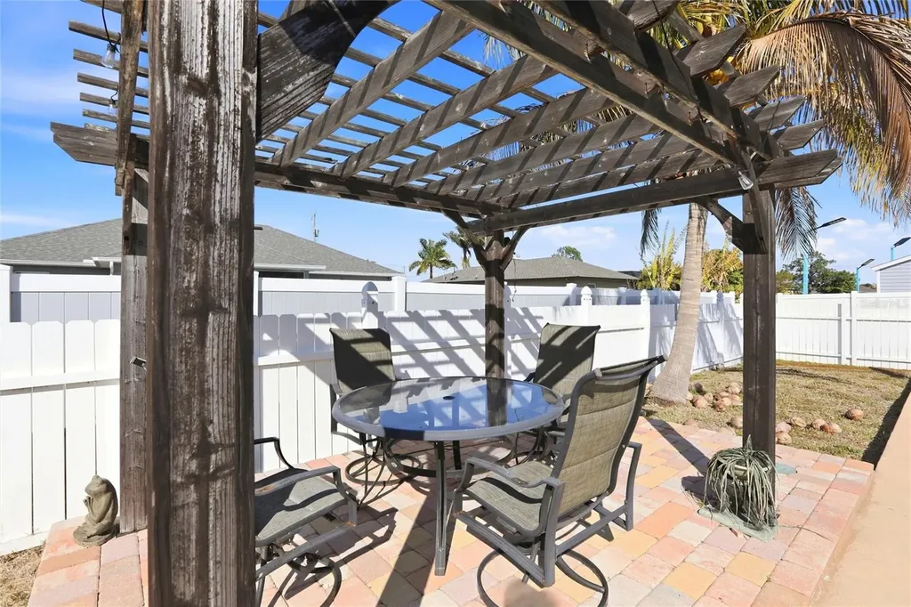 1209 NW 19th Street Cape Coral FL 33993