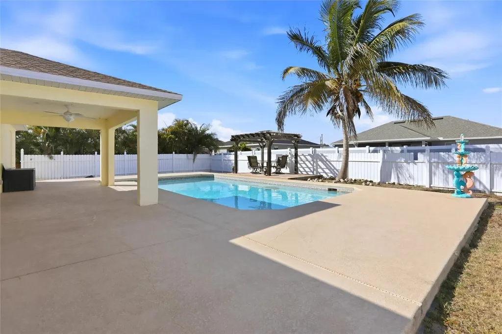 1209 NW 19th Street Cape Coral FL 33993