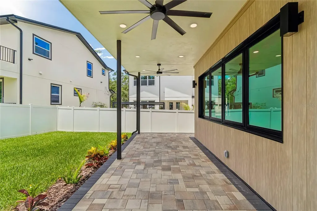 1305 Hilton Place Tampa FL 33604