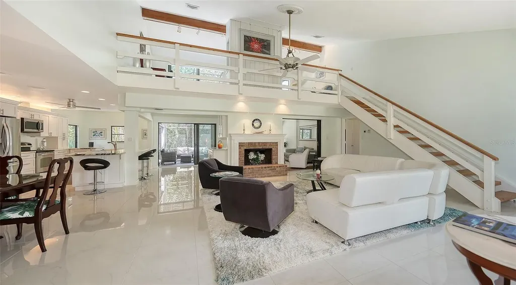 5324 Siesta Court Sarasota FL 34242