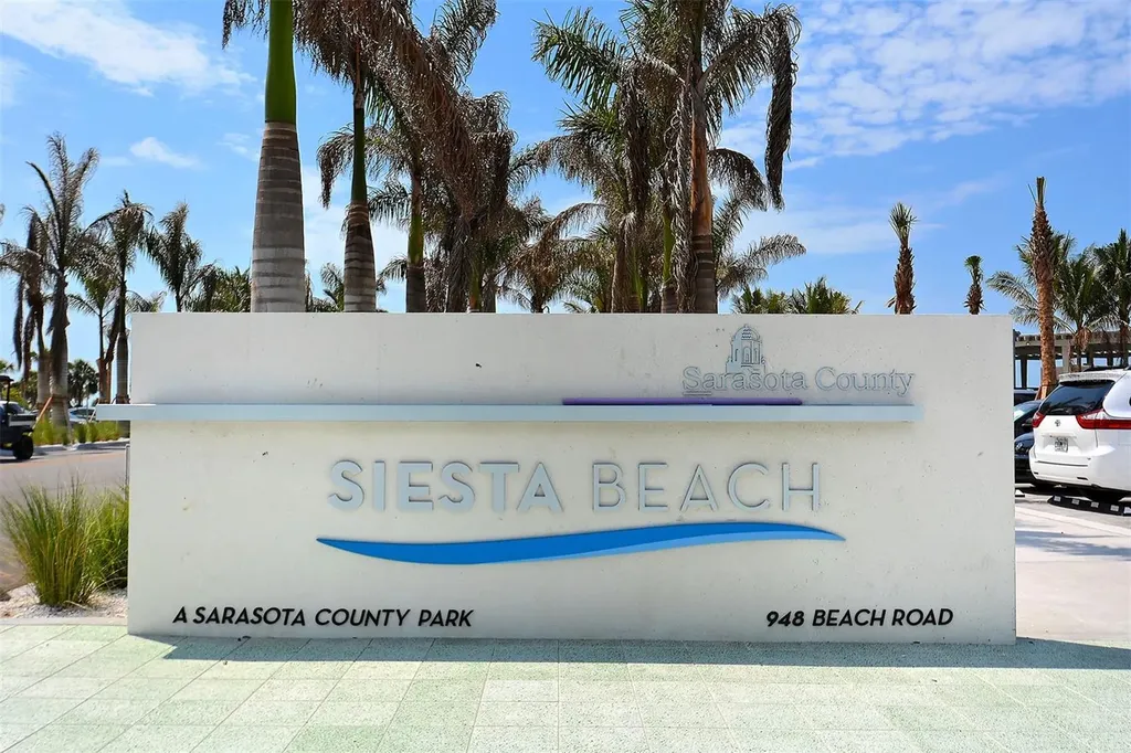 5324 Siesta Court Sarasota FL 34242