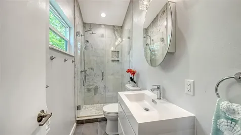 5324 Siesta Court Sarasota FL 34242