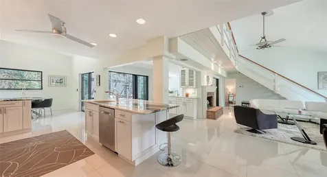5324 Siesta Court Sarasota FL 34242