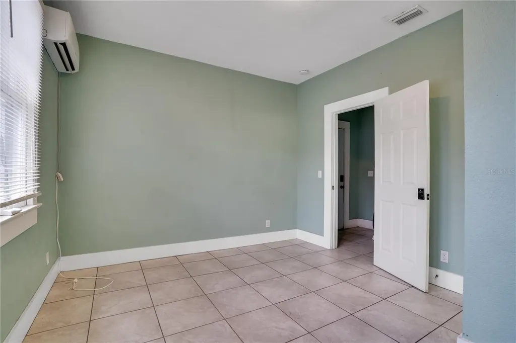 316 W Columbus Drive Tampa FL 33602