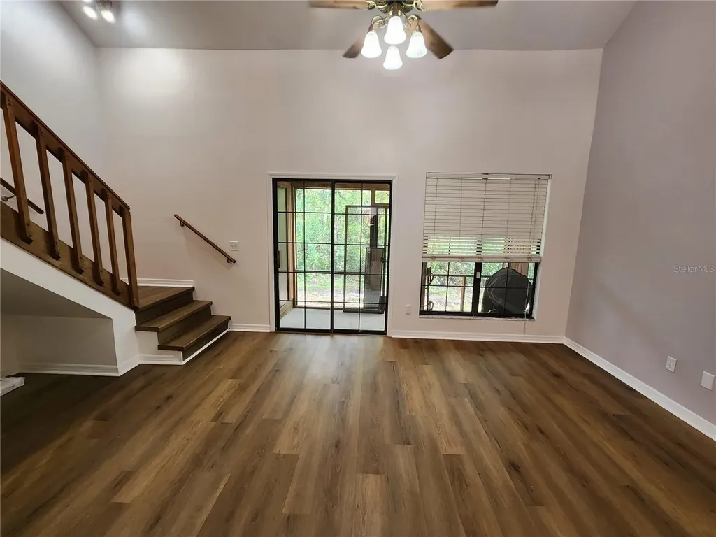 5823 SW 9 Place Gainesville FL 32605