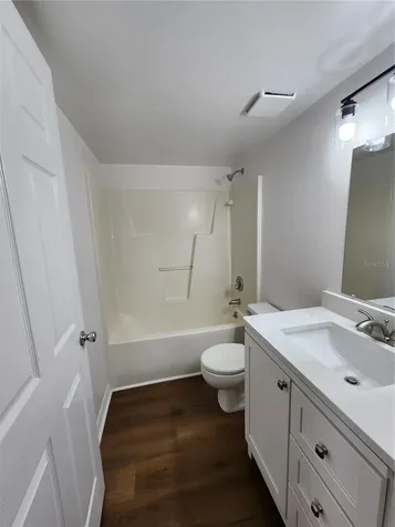 5823 SW 9 Place Gainesville FL 32605