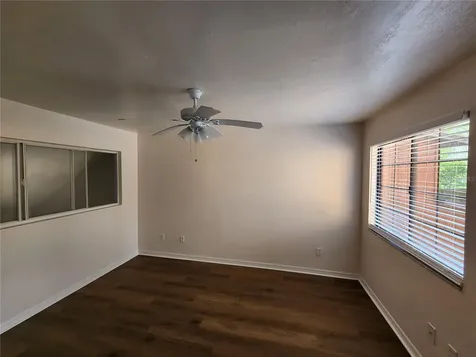 5823 SW 9 Place Gainesville FL 32605