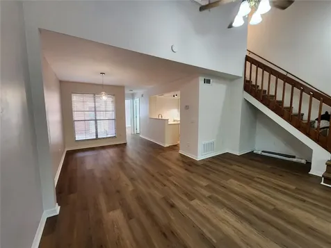 5823 SW 9 Place Gainesville FL 32605