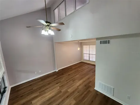 5823 SW 9 Place Gainesville FL 32605