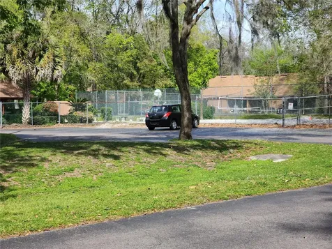 5823 SW 9 Place Gainesville FL 32605