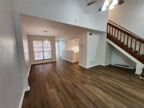 5823 SW 9 Place Gainesville FL 32605