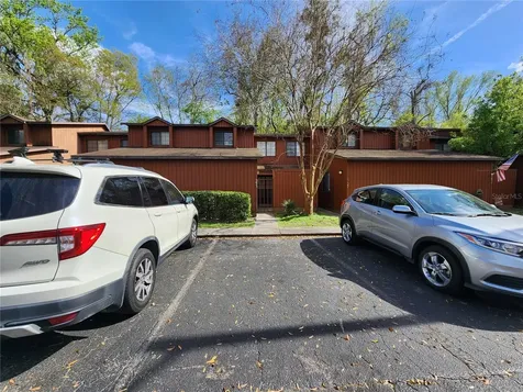 5823 SW 9 Place Gainesville FL 32605