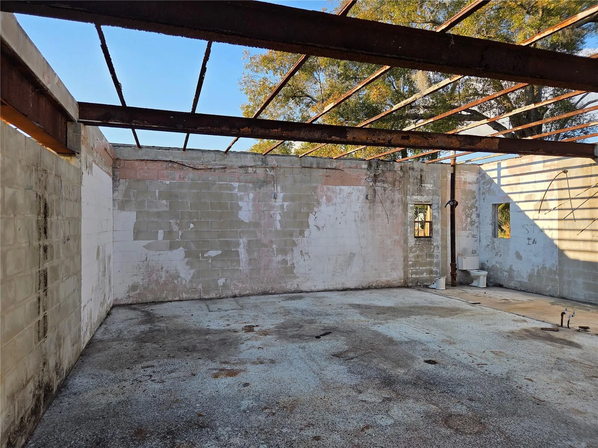 715 N Young Boulevard Chiefland FL 32626