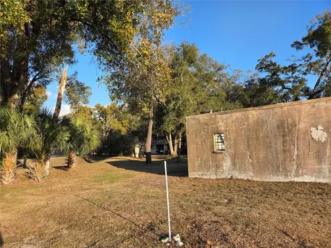 715 N Young Boulevard Chiefland FL 32626