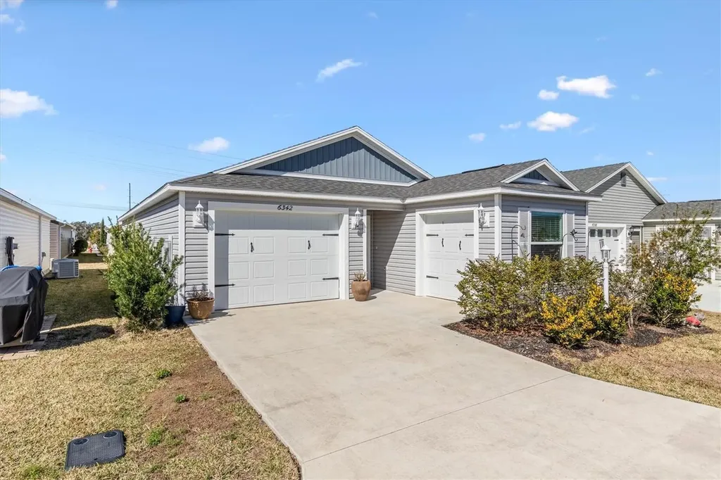 6342 Whittle Court The Villages FL 32163