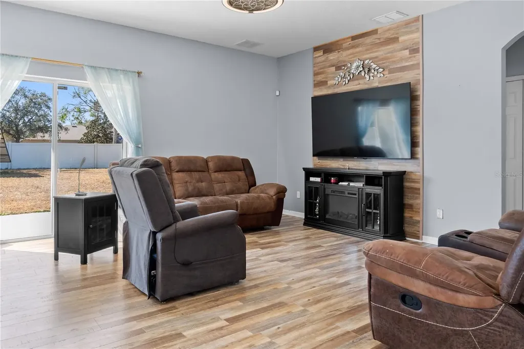 3663 Daydream Place St Cloud FL 34772