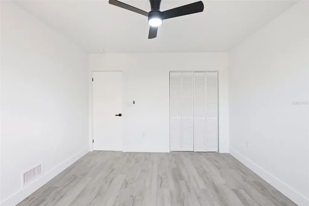 2061 S Peninsula Drive Daytona Beach FL 32118