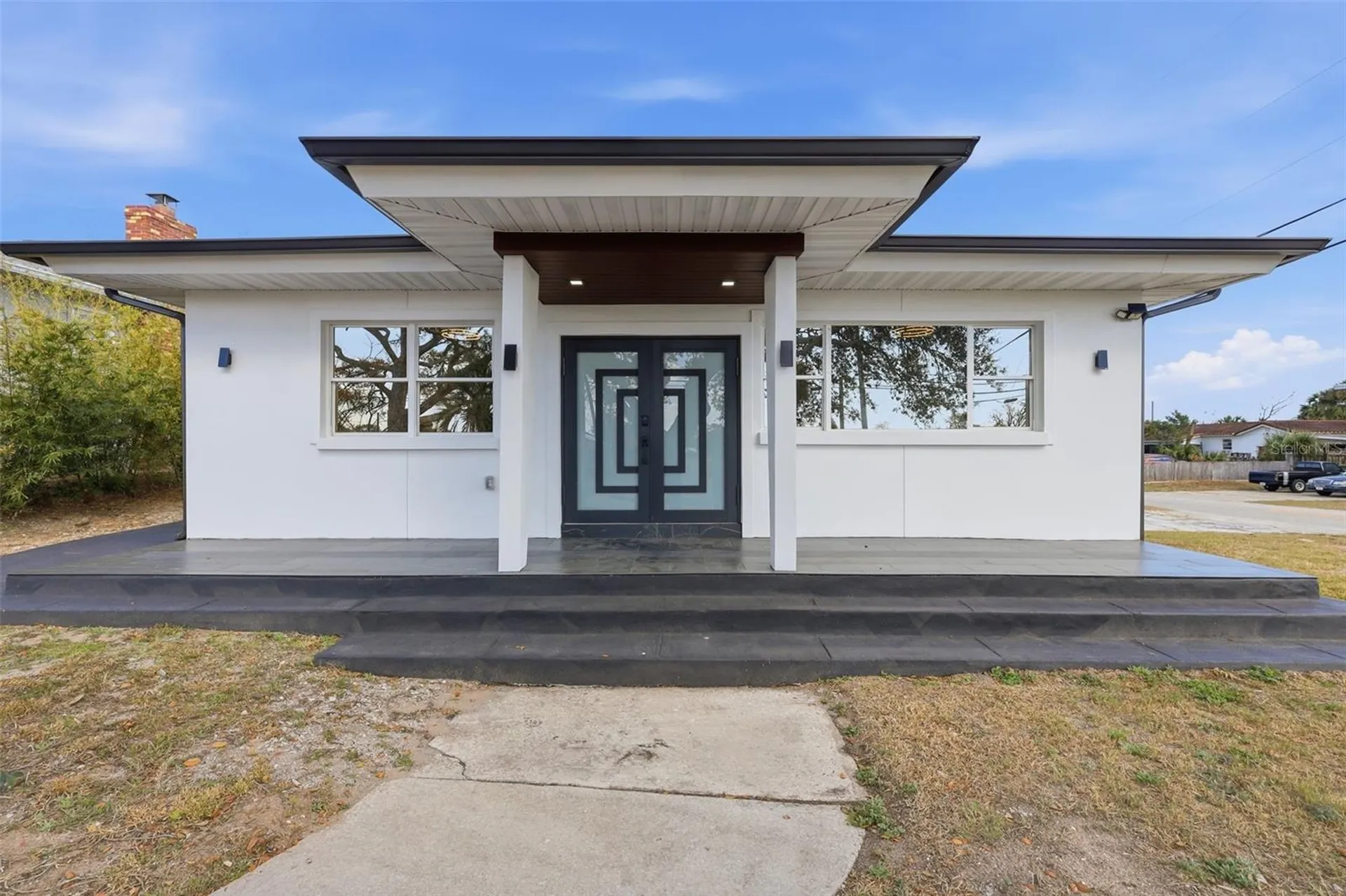 2061 S Peninsula Drive Daytona Beach FL 32118