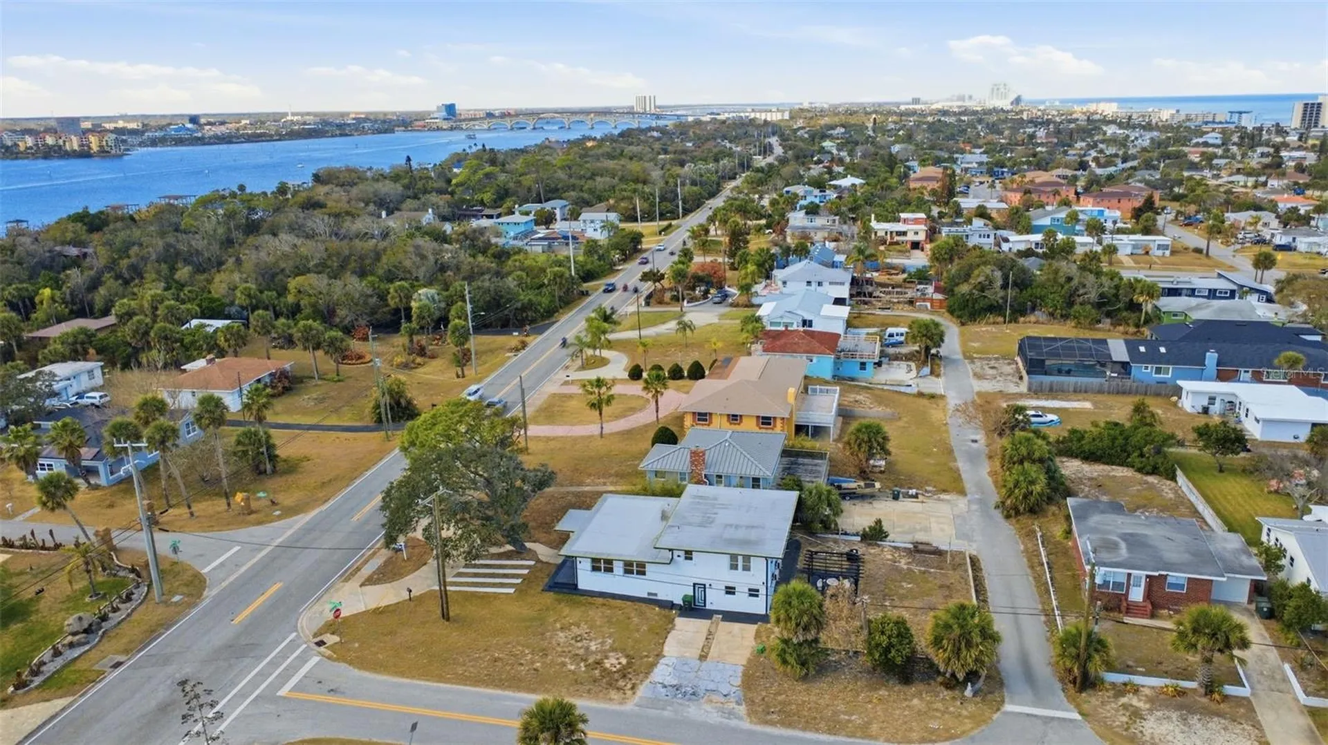 2061 S Peninsula Drive Daytona Beach FL 32118