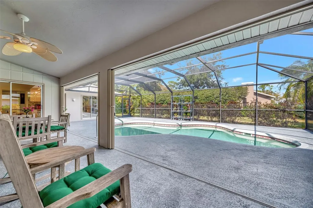 6183 Misty Oaks Drive Sarasota FL 34243