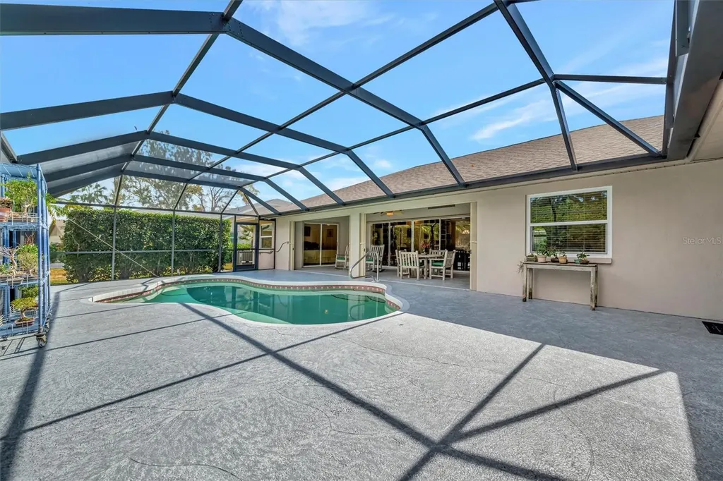 6183 Misty Oaks Drive Sarasota FL 34243