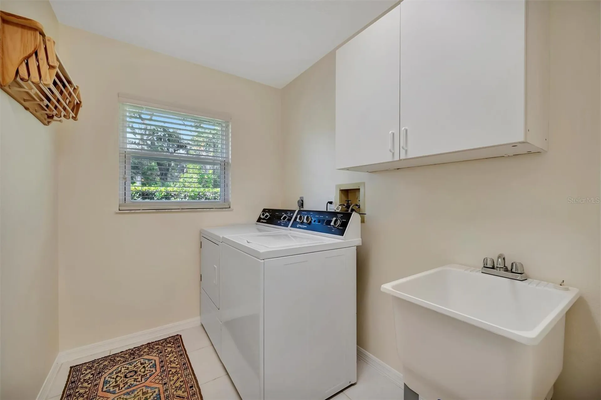6183 Misty Oaks Drive Sarasota FL 34243