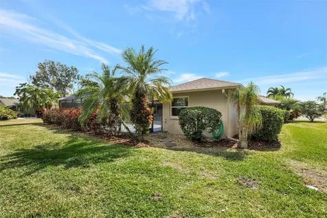 6183 Misty Oaks Drive Sarasota FL 34243