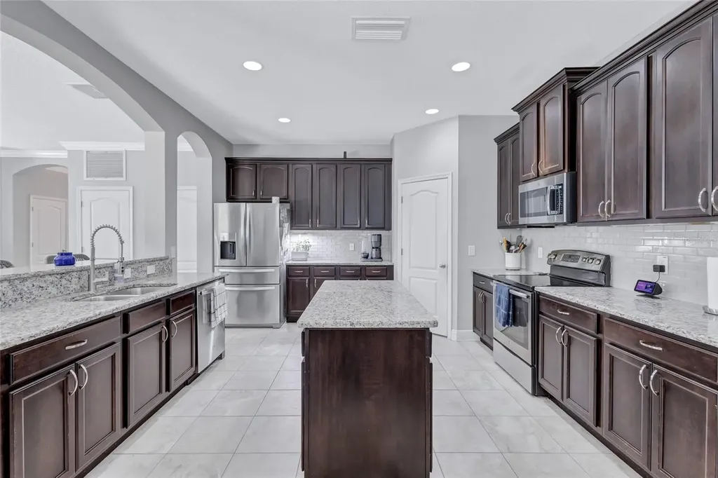 3412 W Cass Street Tampa FL 33609