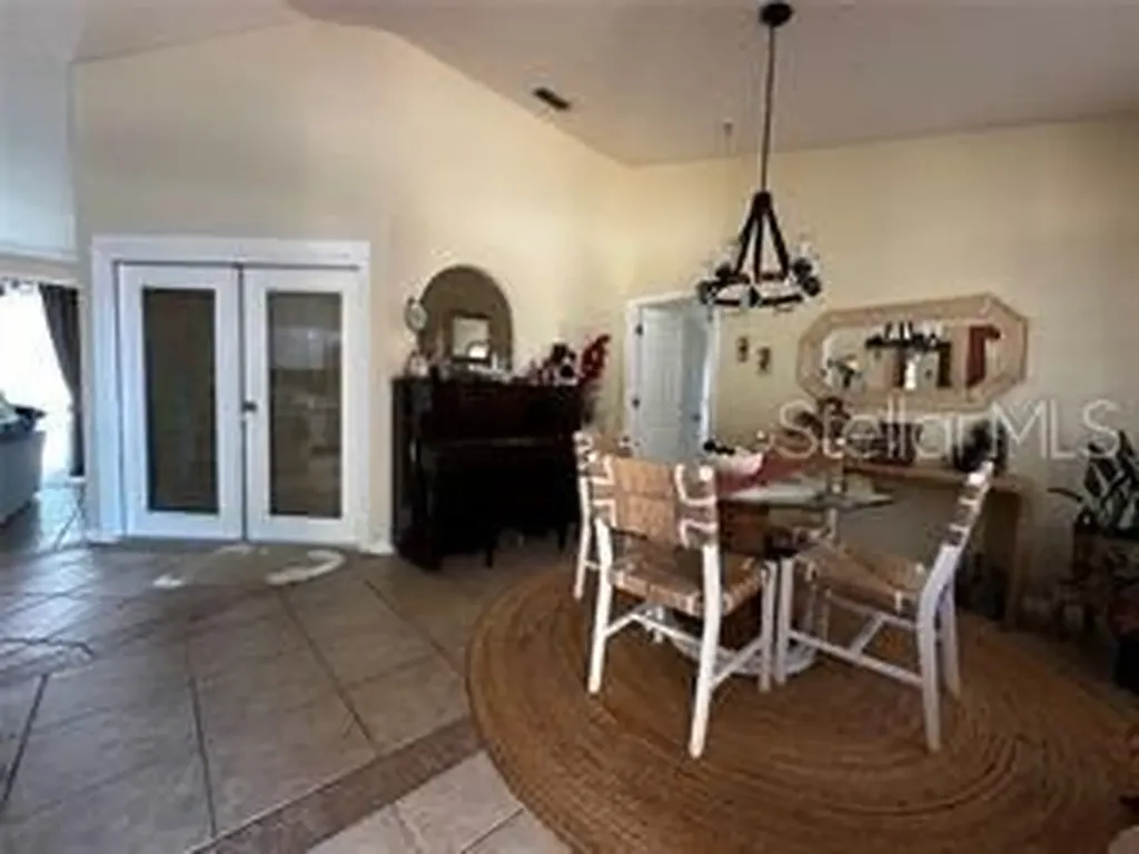 17302 2nd Street Montverde FL 34756