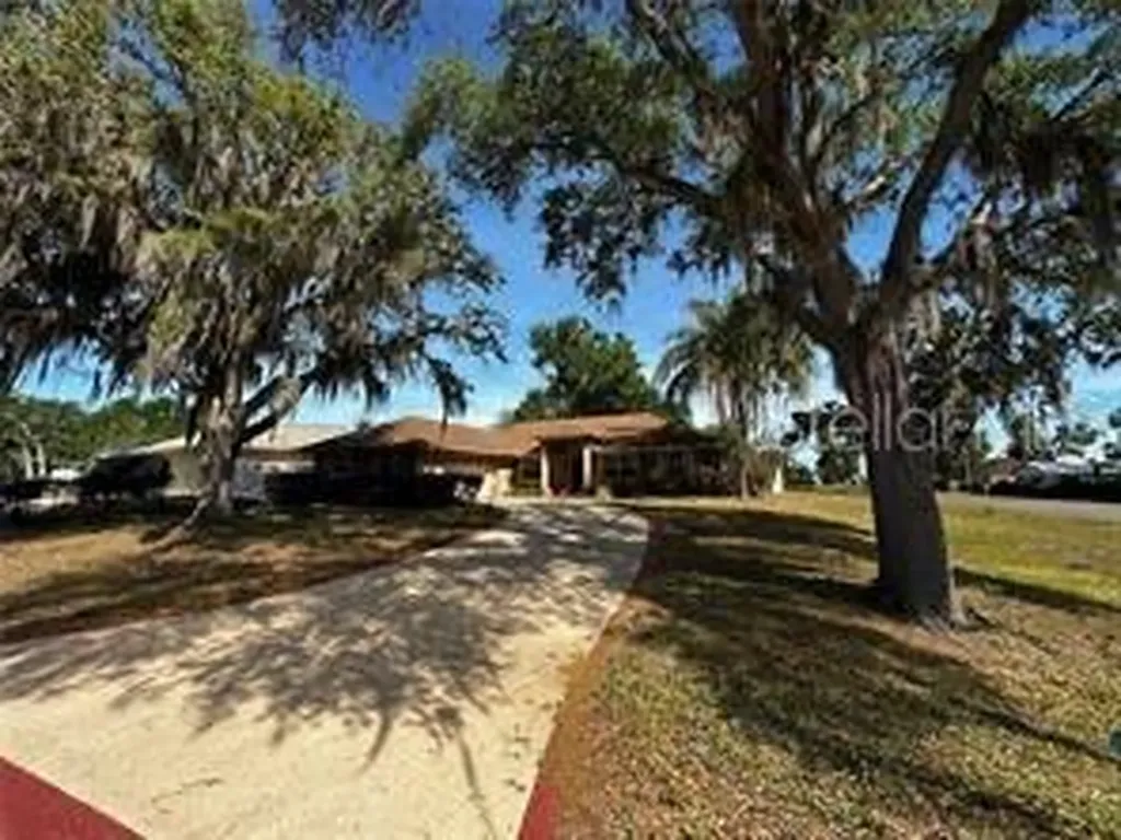 17302 2nd Street Montverde FL 34756