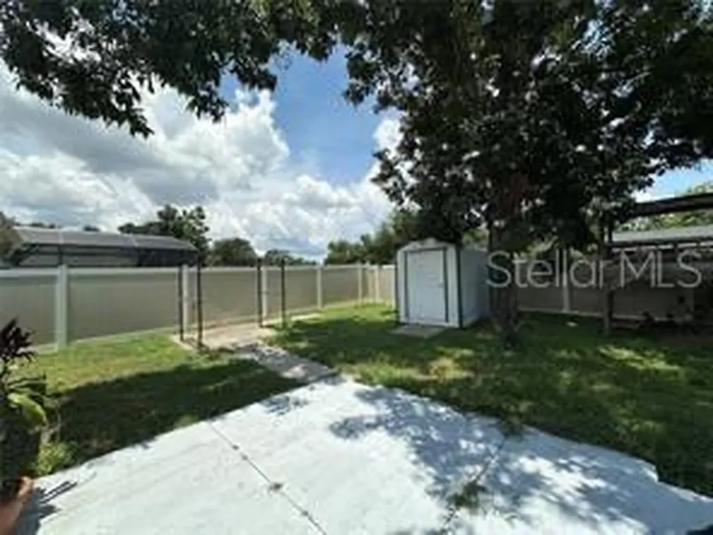 17302 2nd Street Montverde FL 34756