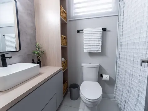 76 Kings Court San Juan PR 00907