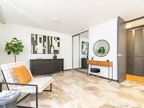 76 Kings Court San Juan PR 00907