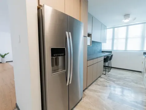 76 Kings Court San Juan PR 00907