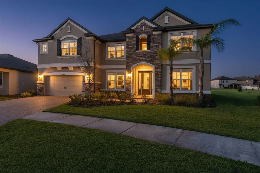 19324 E Eagle Creek Lane Tampa FL 33647