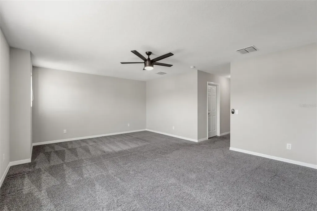19324 E Eagle Creek Lane Tampa FL 33647