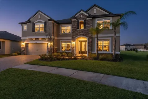 19324 E Eagle Creek Lane Tampa FL 33647