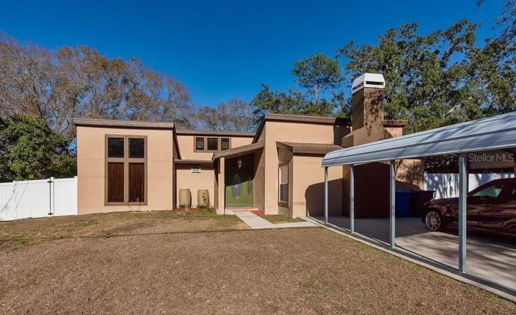 16123 E Lake Burrell Drive Lutz FL 33549
