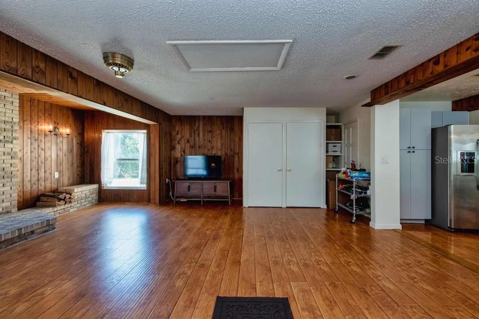 16123 E Lake Burrell Drive Lutz FL 33549