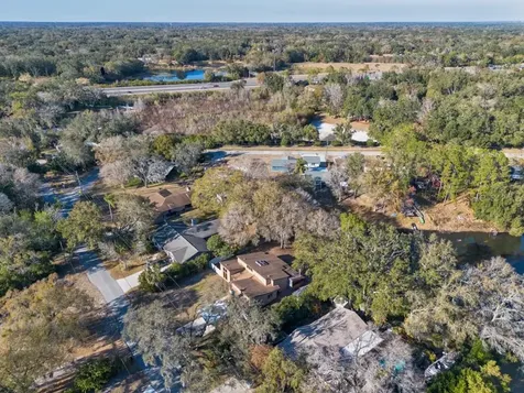 16123 E Lake Burrell Drive Lutz FL 33549