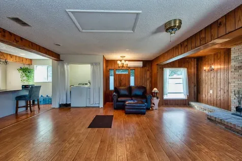 16123 E Lake Burrell Drive Lutz FL 33549