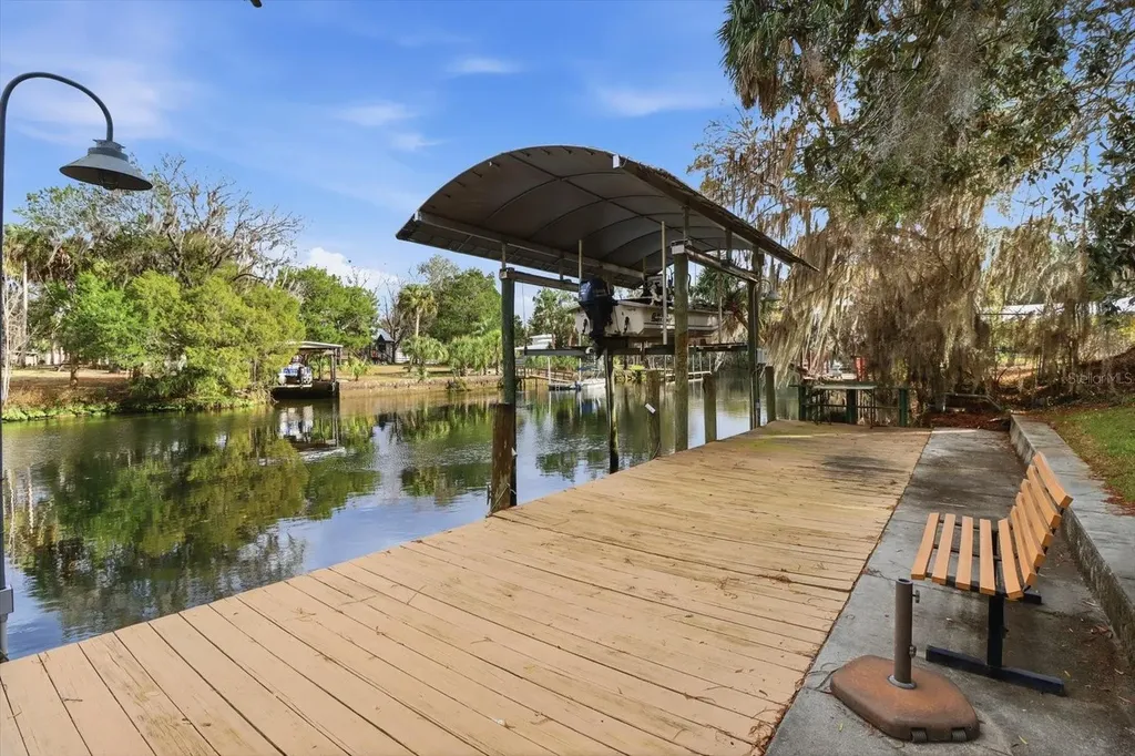 11405 N Honey Jorden Point Inglis FL 34449