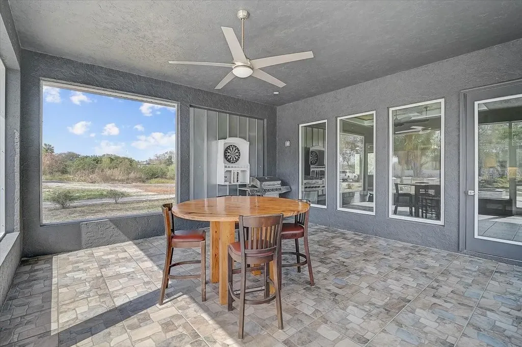4712 34th Avenue E Bradenton FL 34208